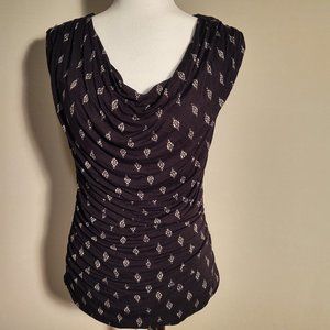CLEARANCE SALE! Maurices Fitted Sleeveless Top - Sz. M